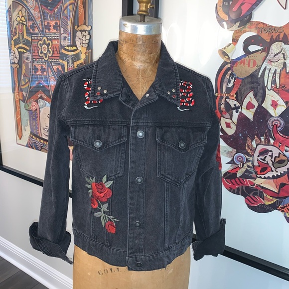 Up-Cycled denim jacket one of a kind panther snake - Picture 2 of 7